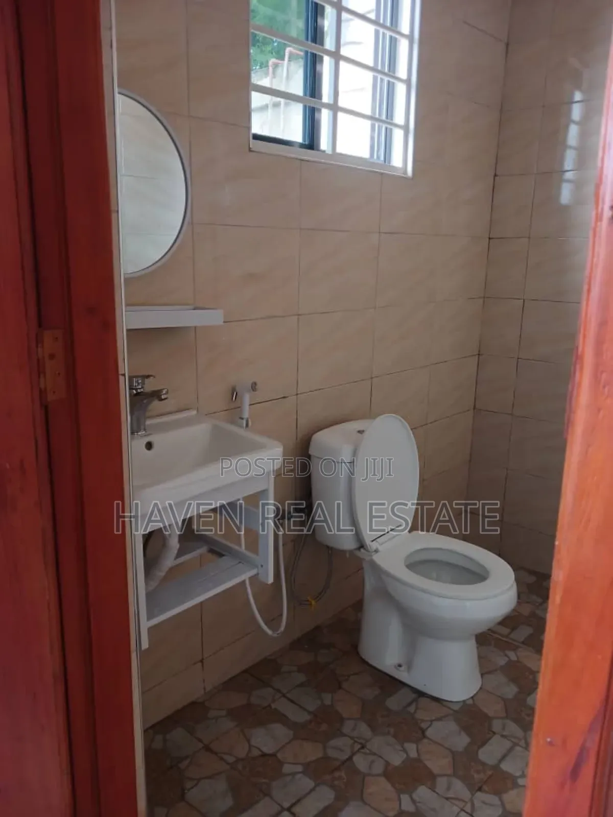 3bdrm House in Goba for sale