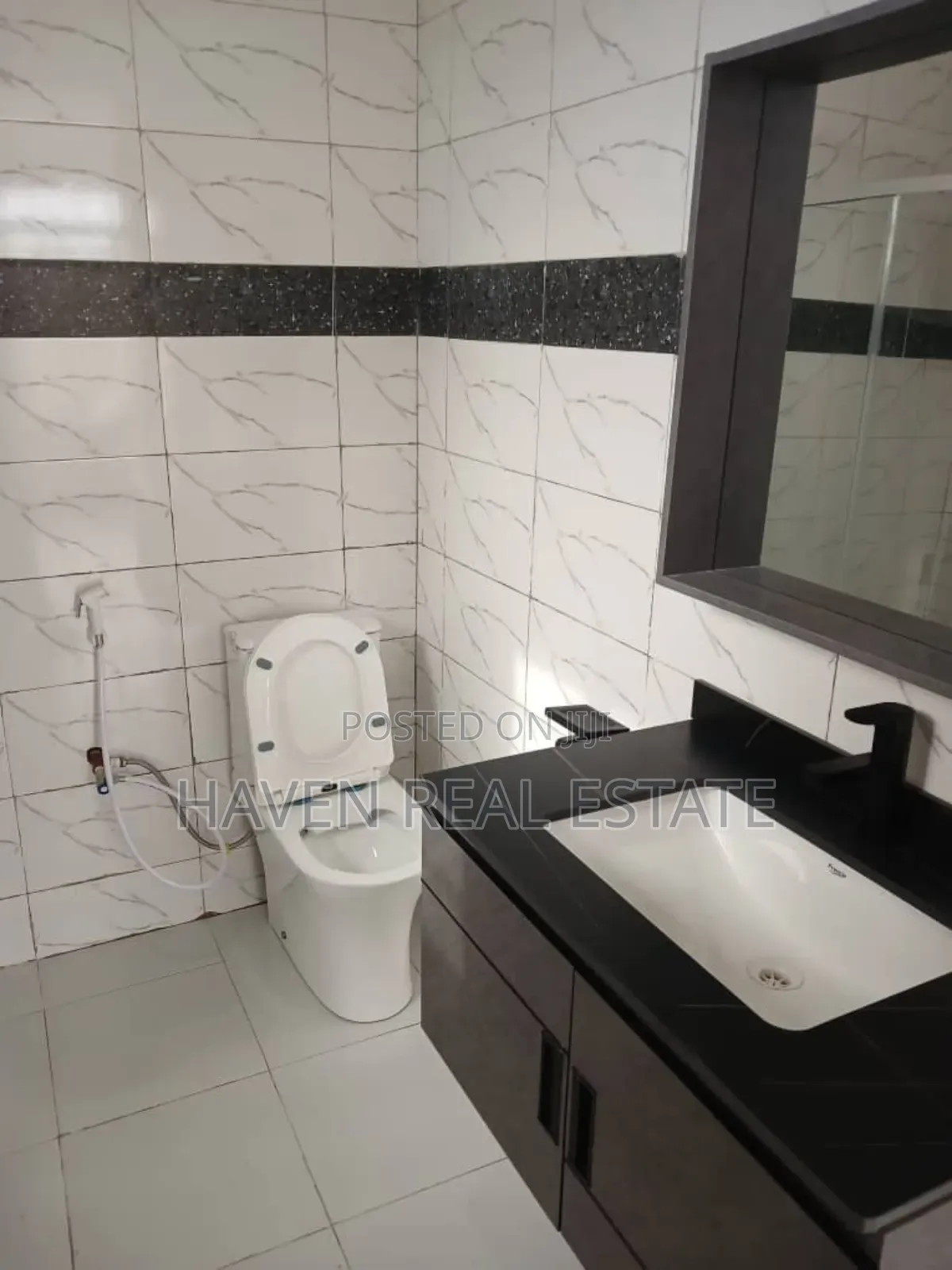 3bdrm House in Goba for sale