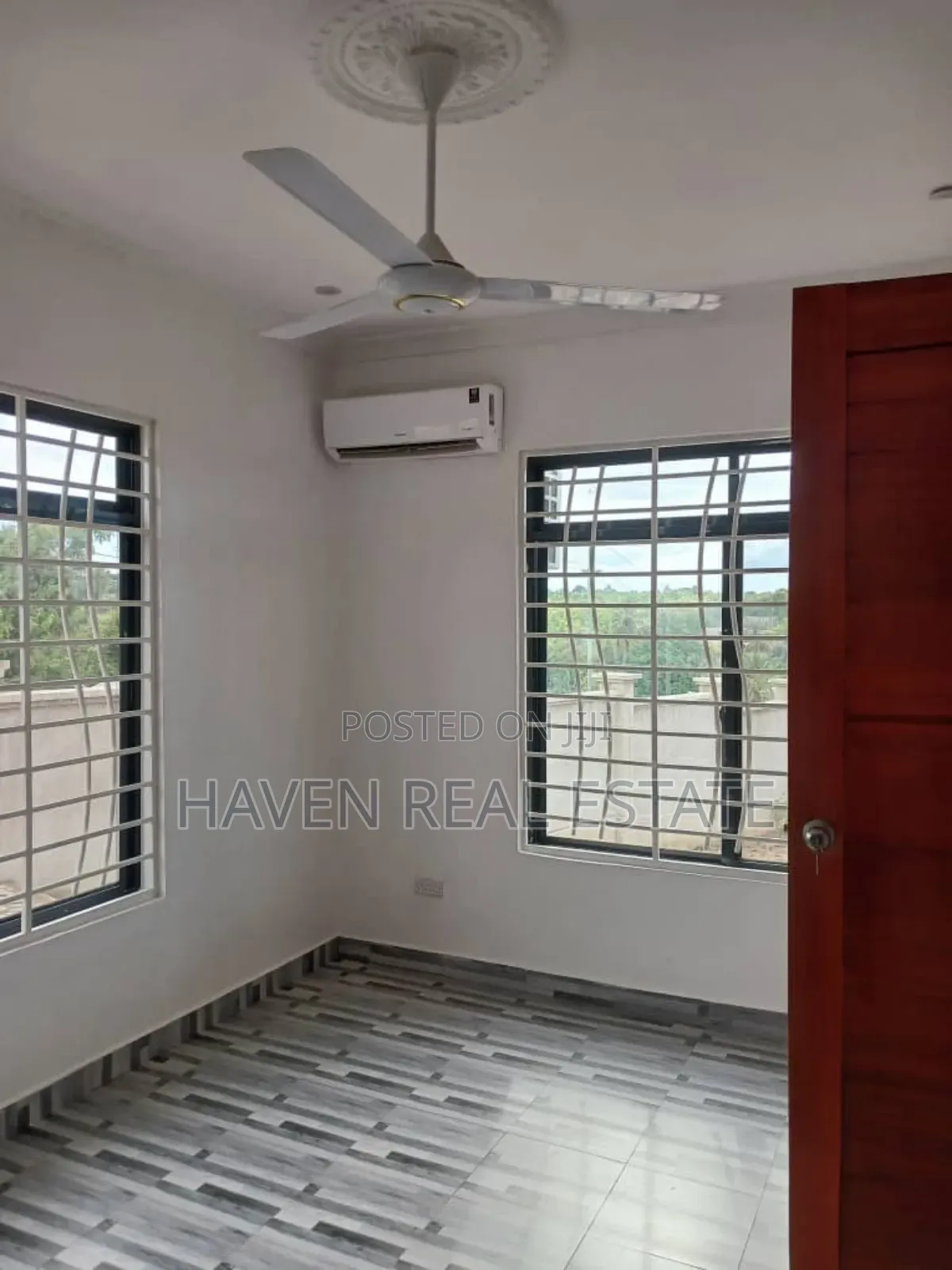 3bdrm House in Goba for sale