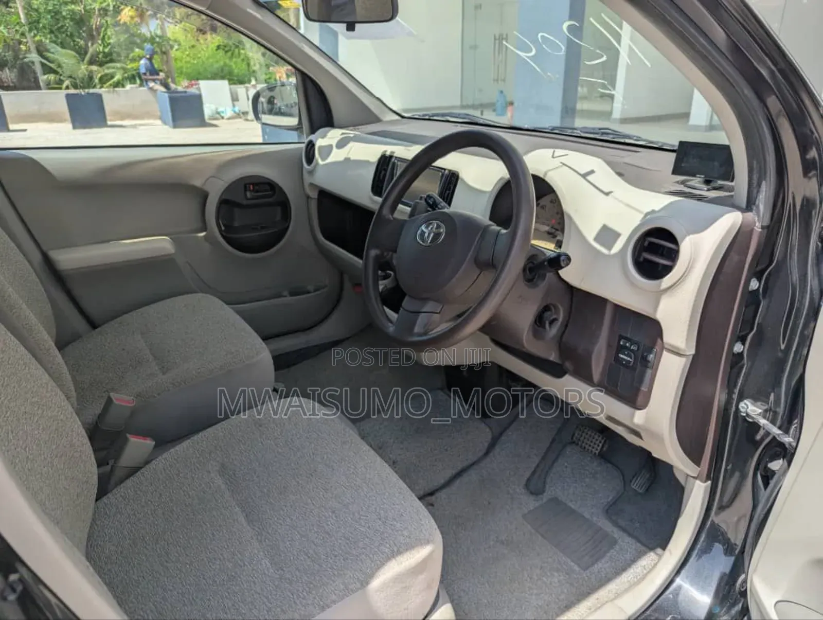 Toyota Passo 2011 Black