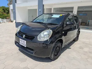 Toyota Passo 2011 Black