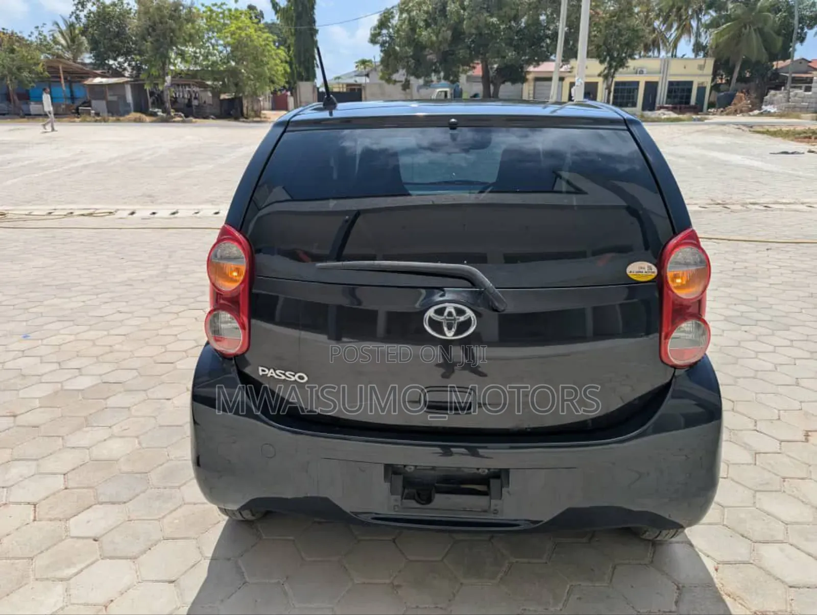 Toyota Passo 2011 Black