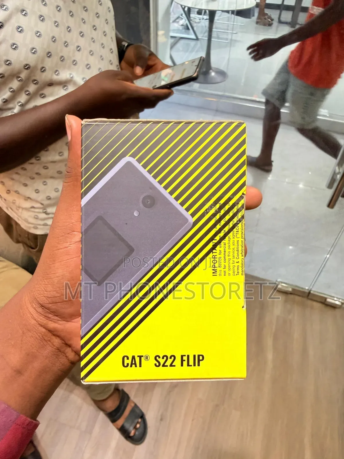 New Cat S22 Flip 16 GB
