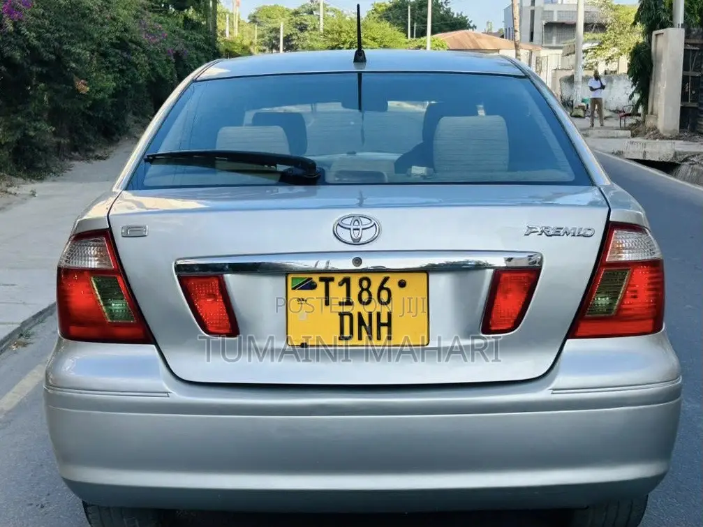 Toyota Premio 2005 Silver
