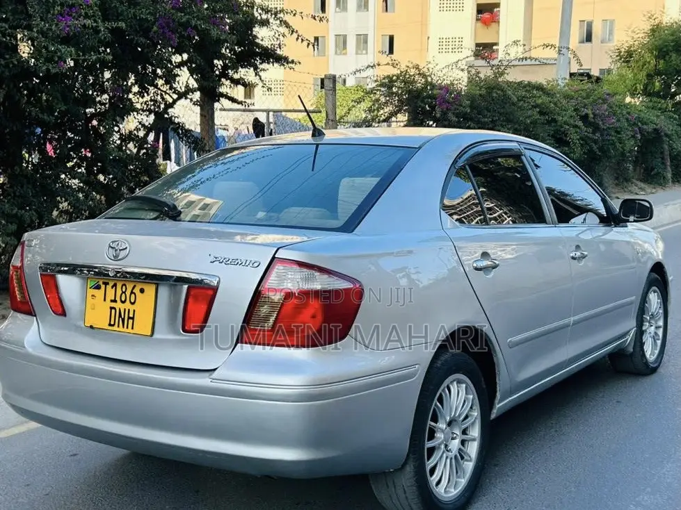 Toyota Premio 2005 Silver