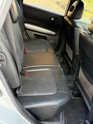 Nissan X-Trail 2011 Silver