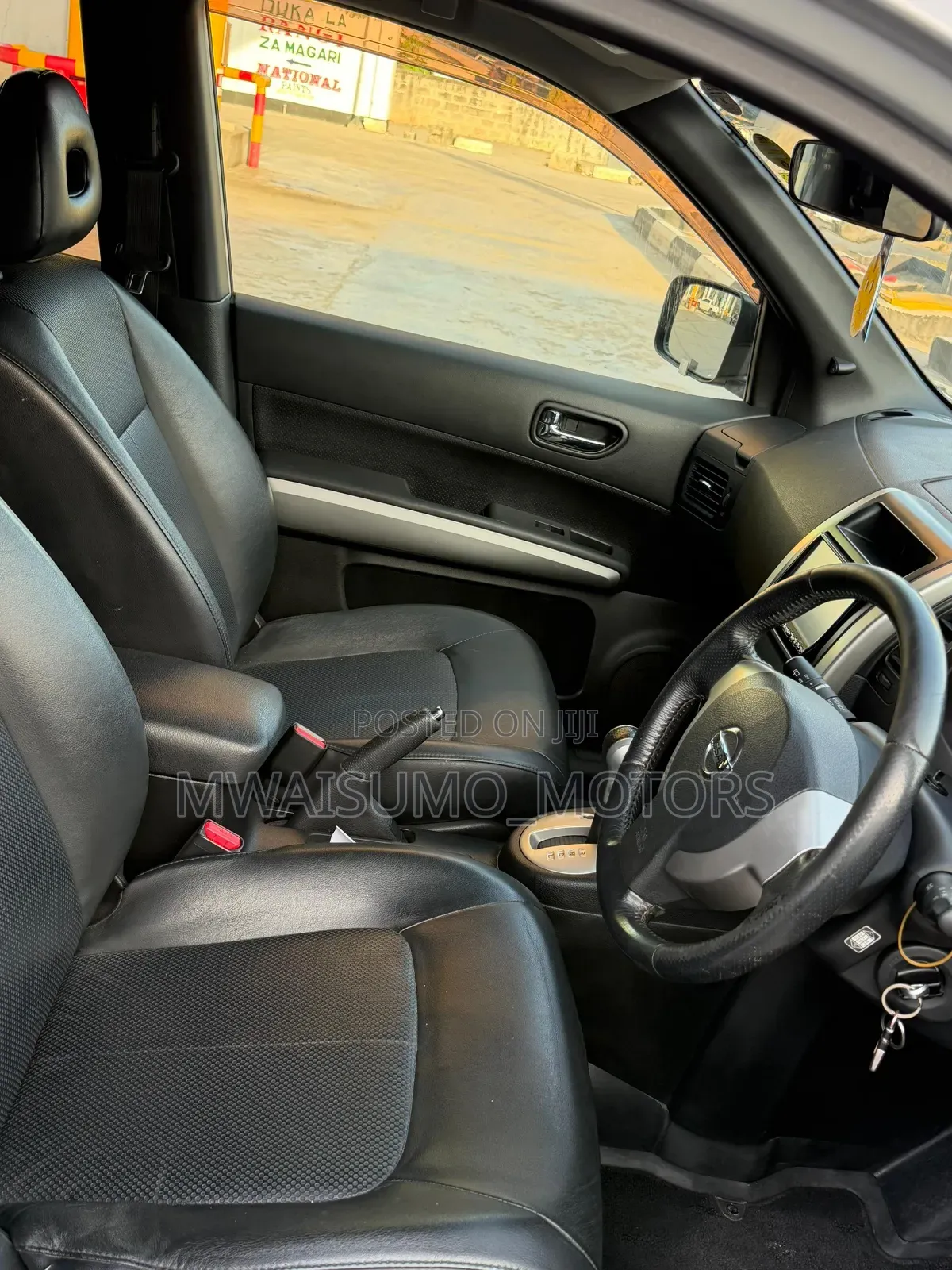 Nissan X-Trail 2011 Silver