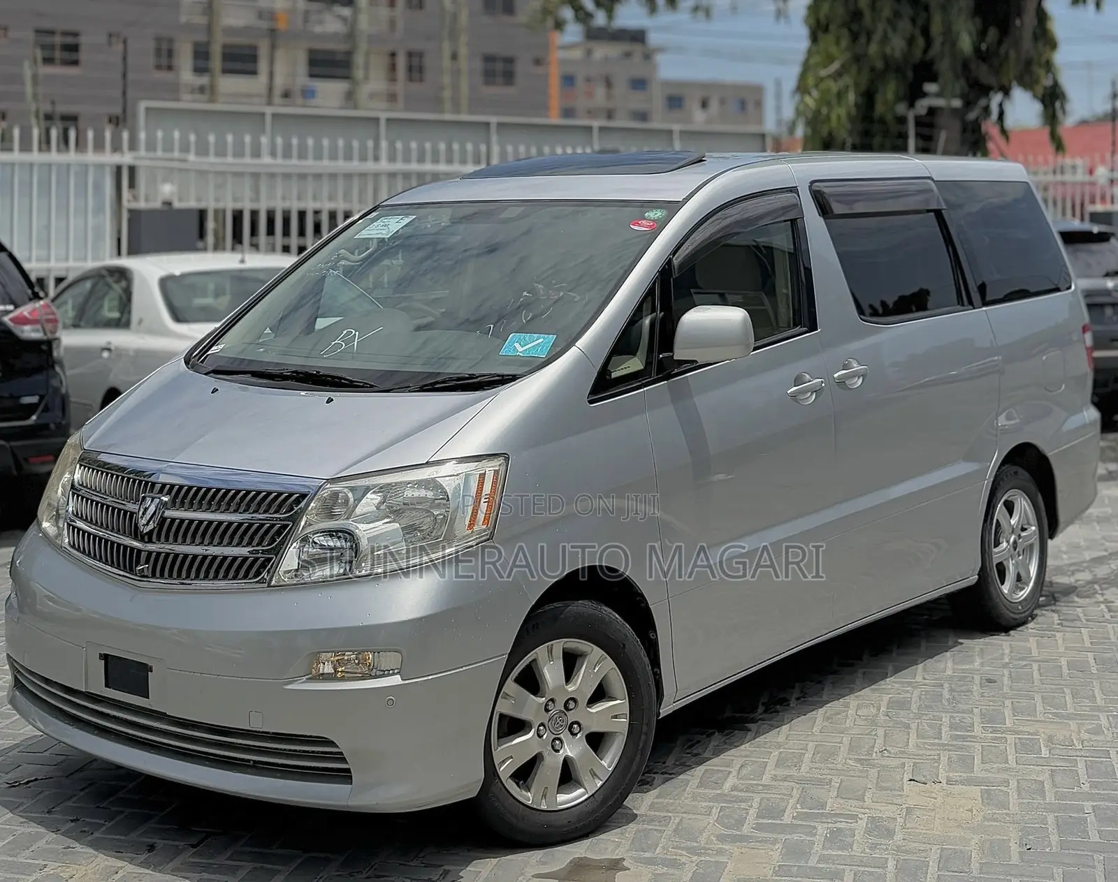 Toyota Alphard 2004 Silver