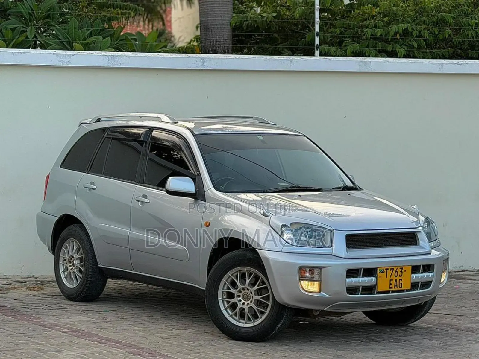 Toyota RAV4 Automatic 2003 Silver
