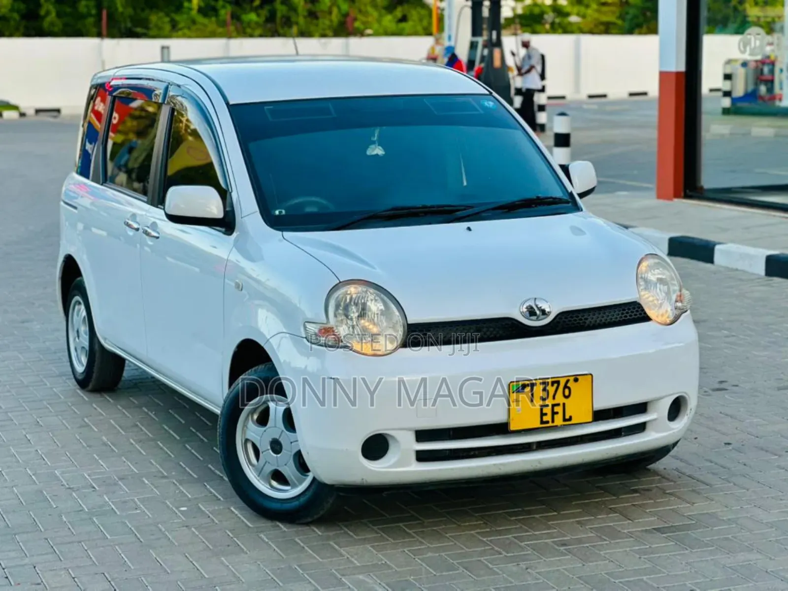 Toyota Sienta 1.5 AWD 2005 White