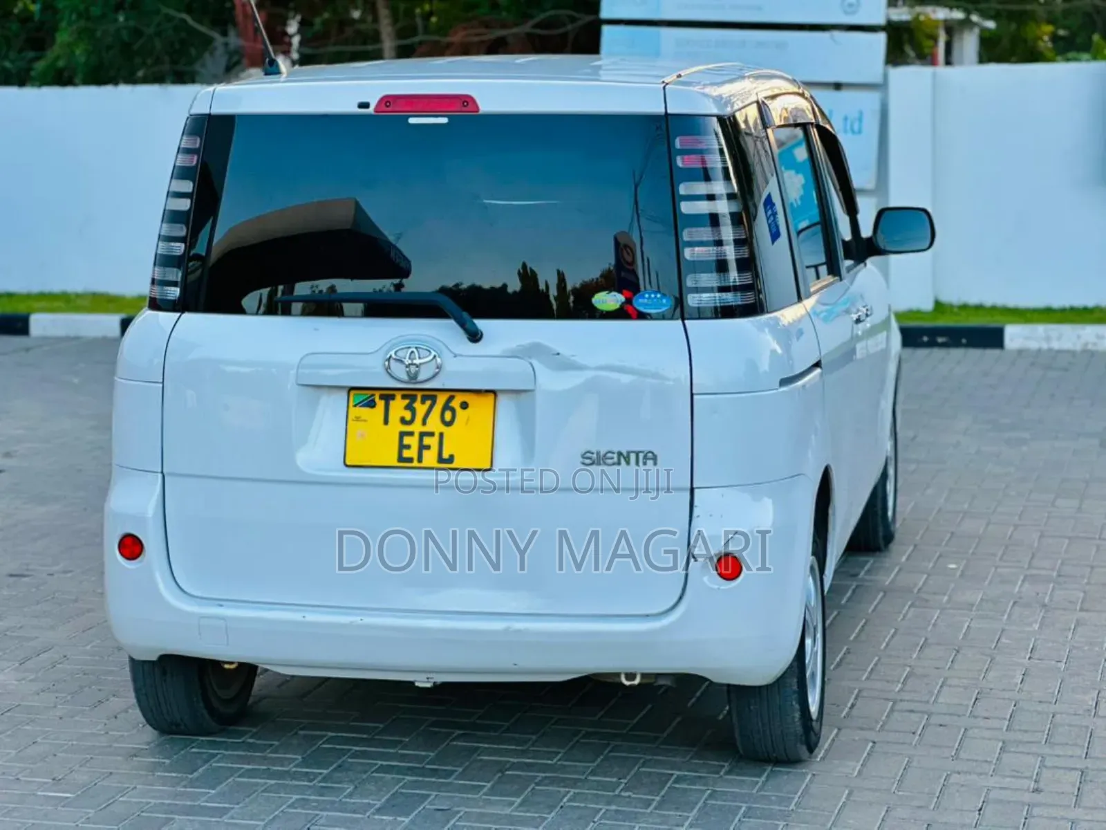 Toyota Sienta 1.5 AWD 2005 White