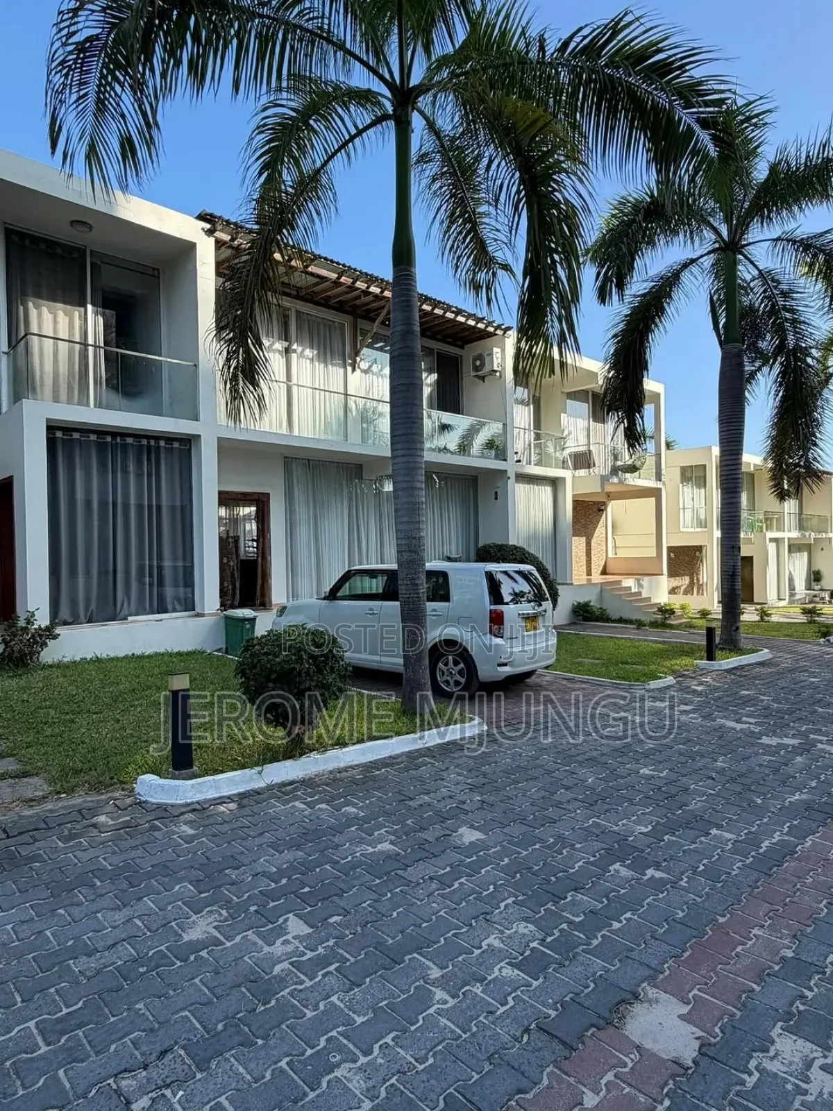 Furnished 3bdrm Villa in Masaki for rent