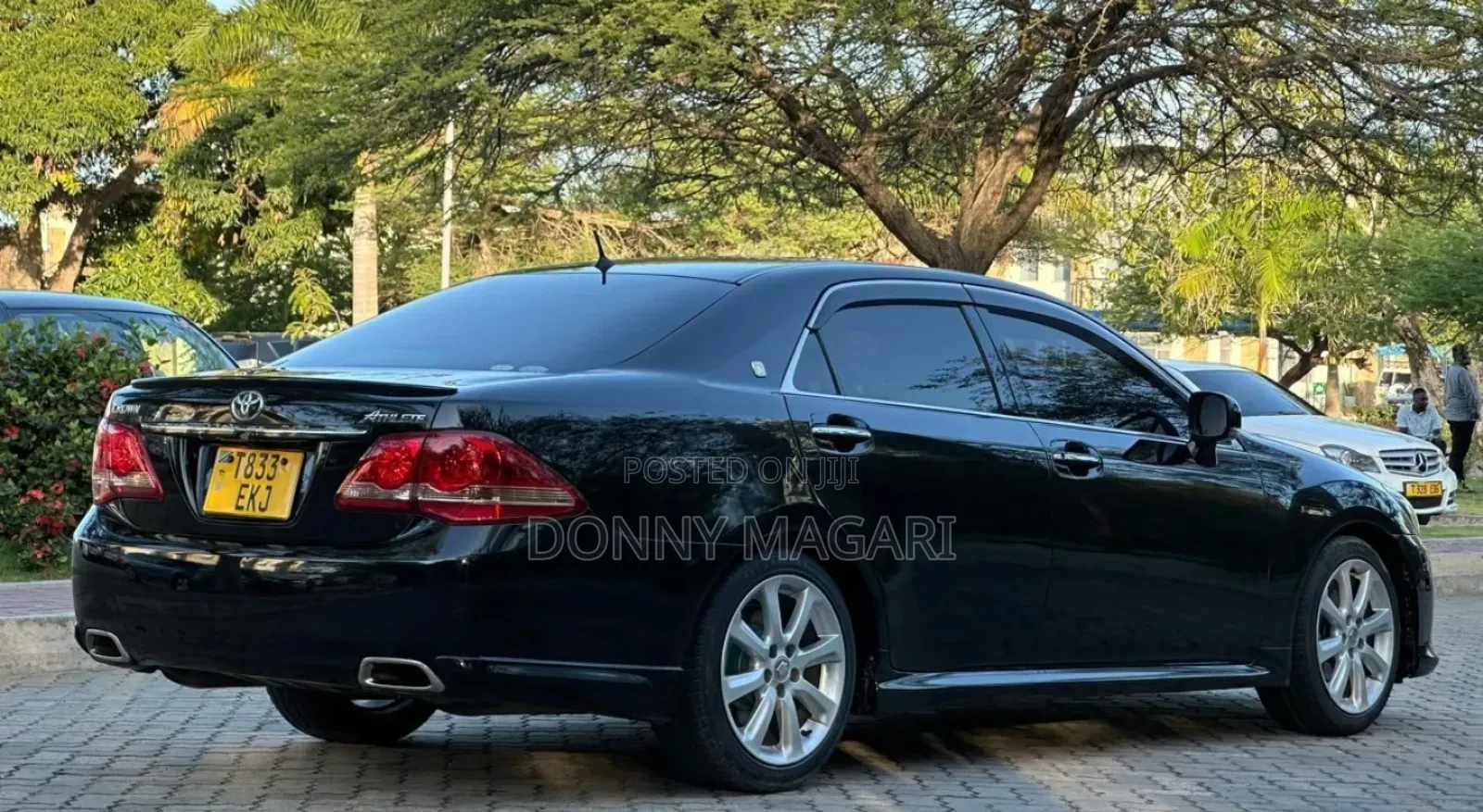 Toyota Crown 2009 Black