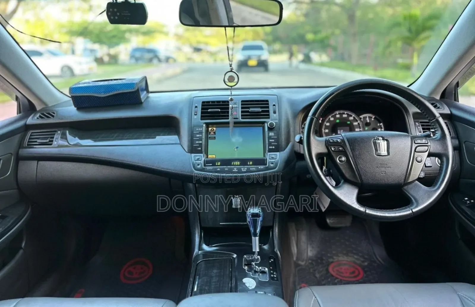 Toyota Crown 2009 Black