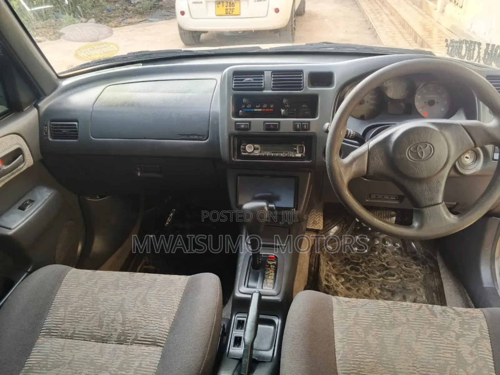 Toyota RAV4 Automatic 2000 Silver