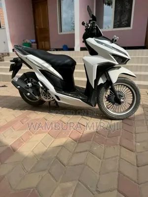 Honda CB 2024