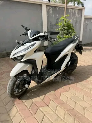 Honda CB 2024