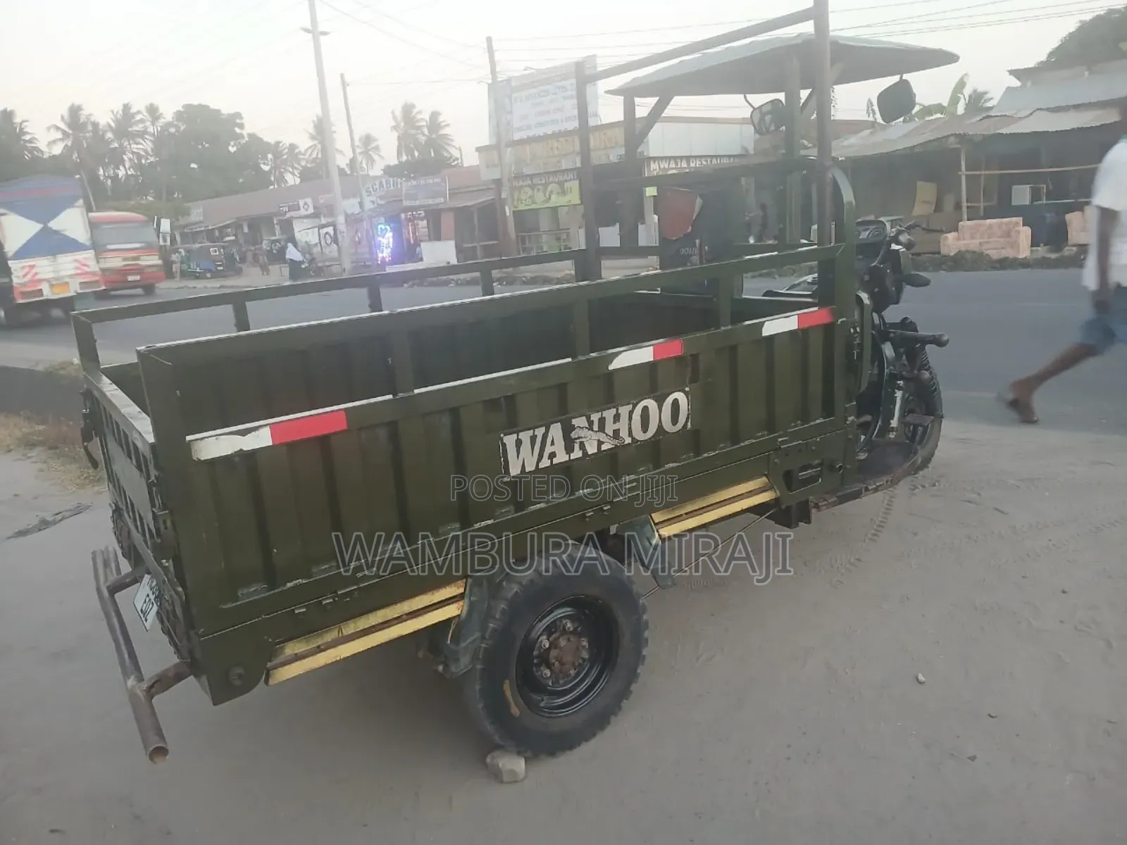 New Bajaj Avenger 200 2024 Green