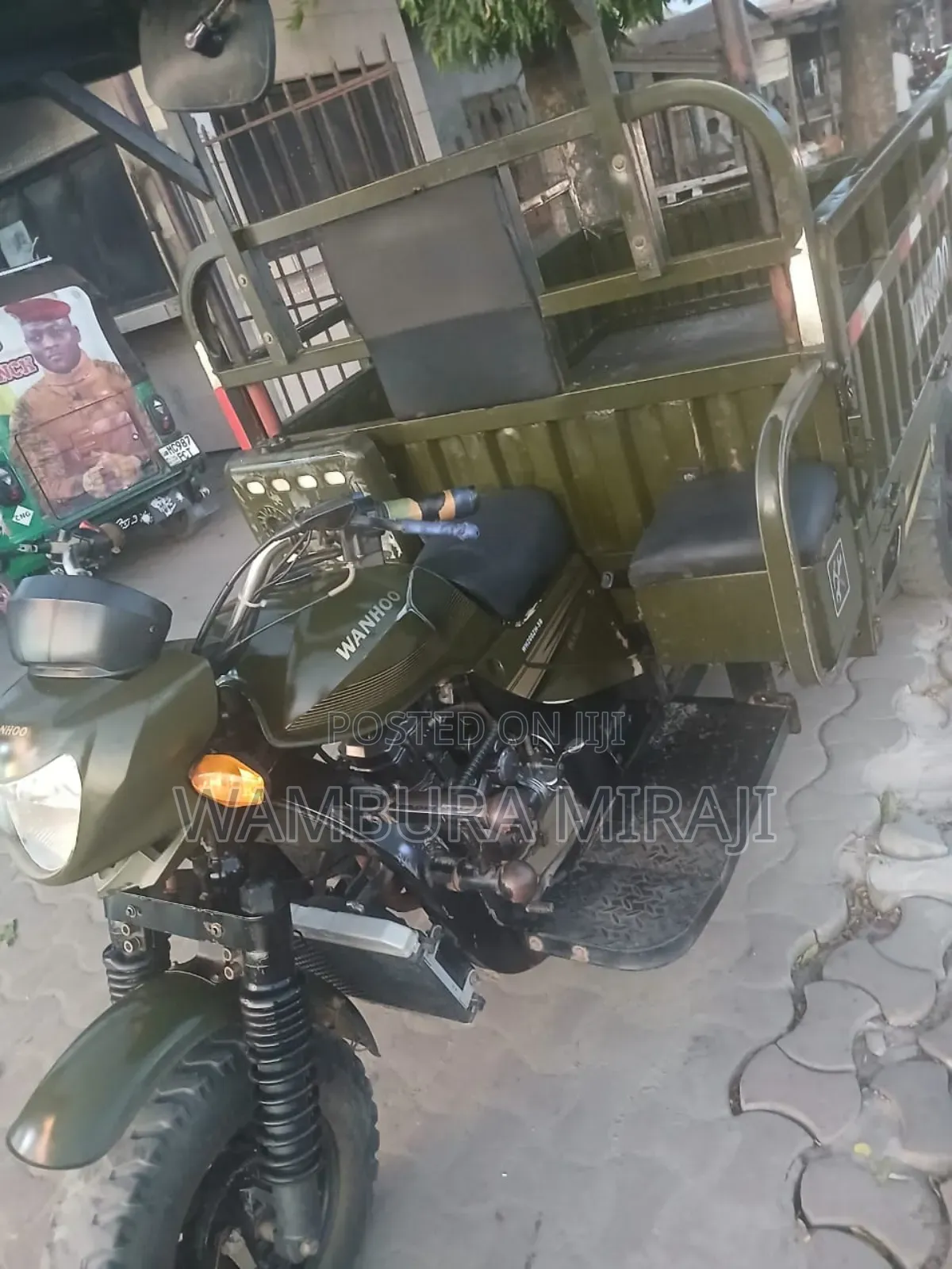 New Bajaj Avenger 200 2024 Green