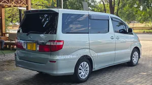 Toyota Alphard 2004 Silver