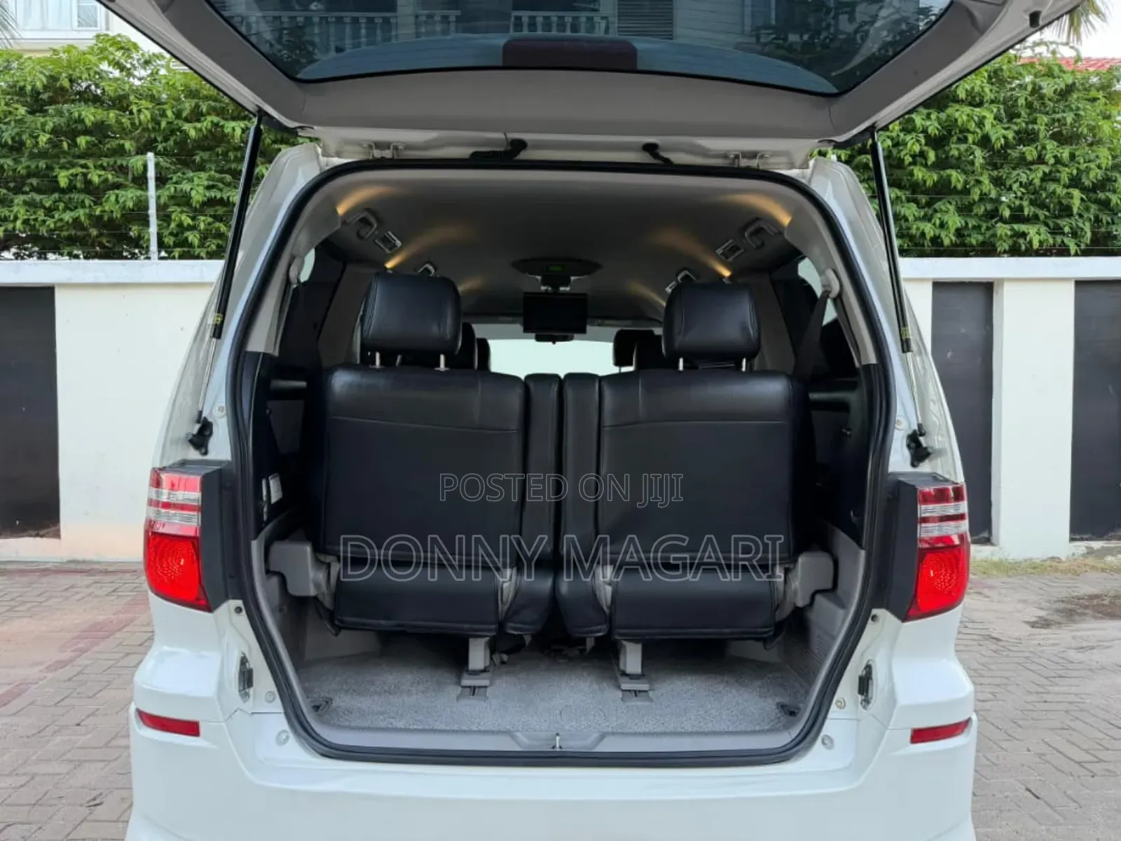 Toyota Alphard 2007 White