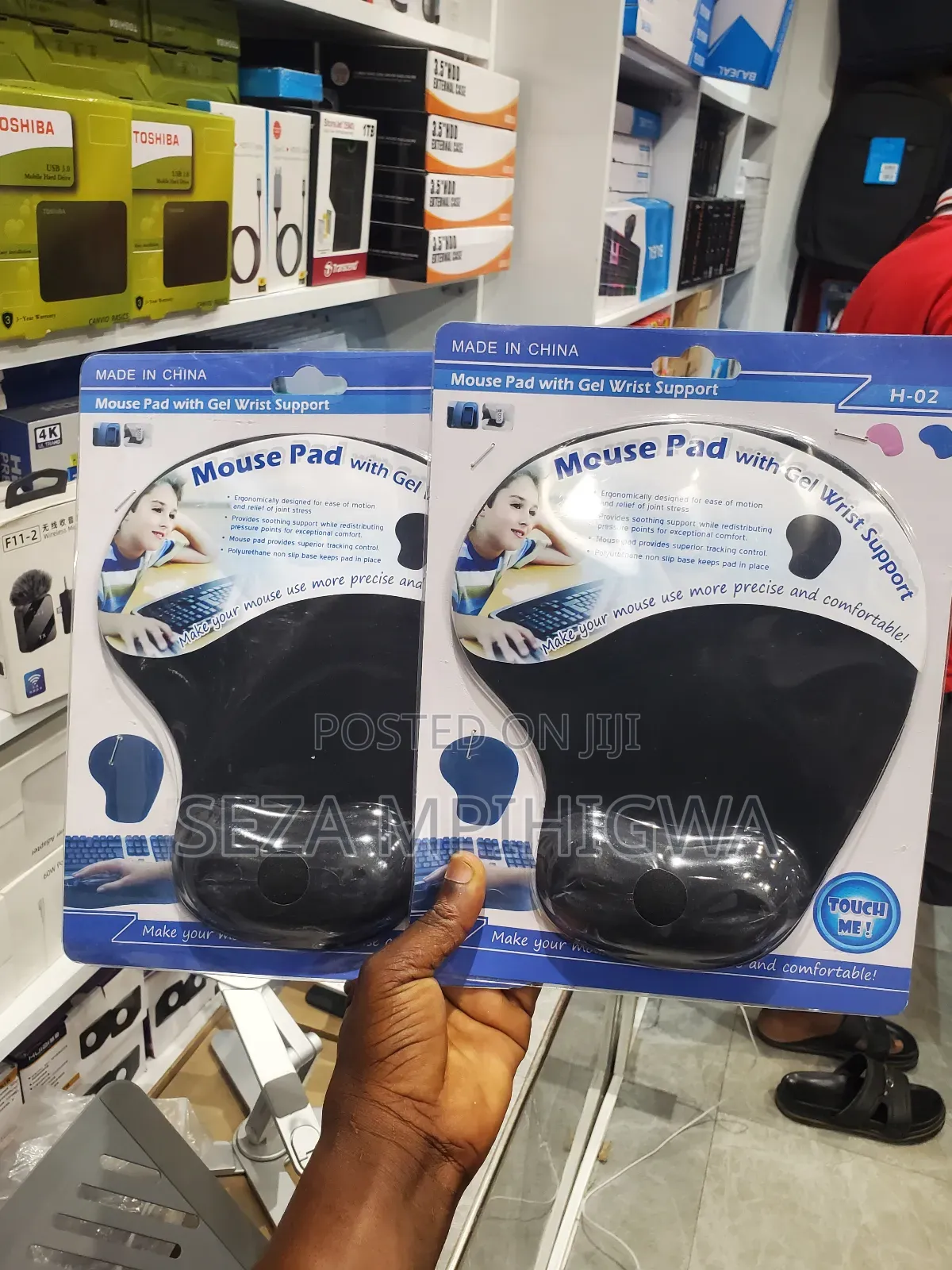 Mouse Pad With Gel Wrist Support