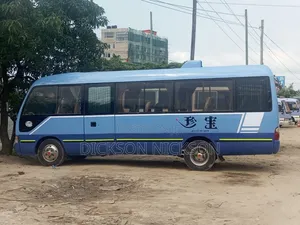 Toyota Coaster 2004 Blue