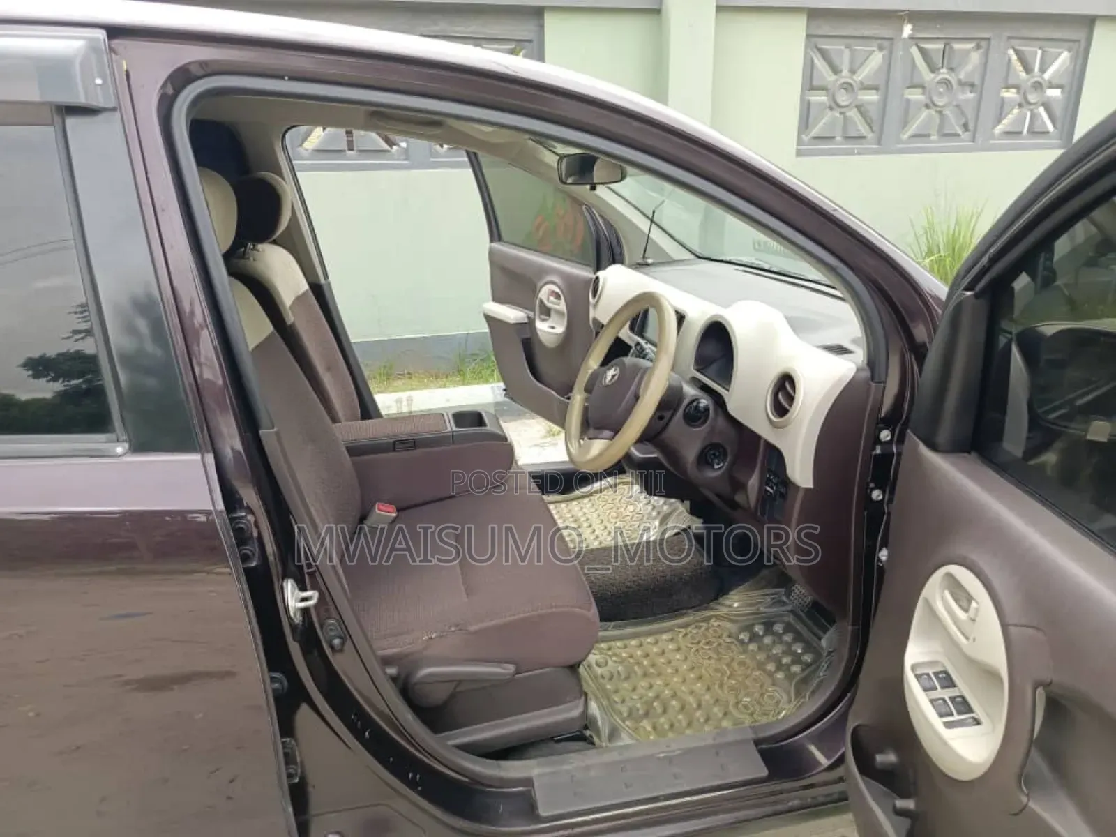 Toyota Passo 2011 Black