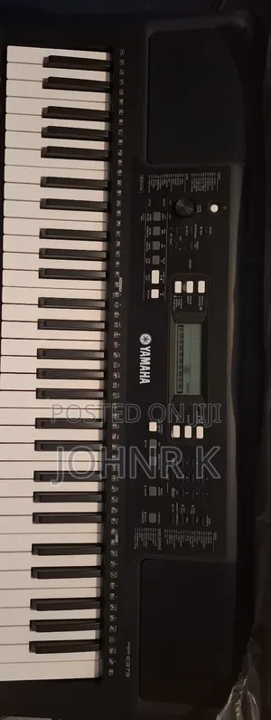 Yamaha PSR 373