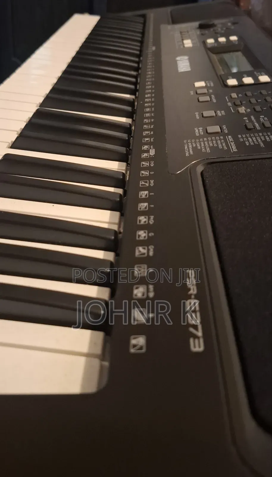 Yamaha PSR 373