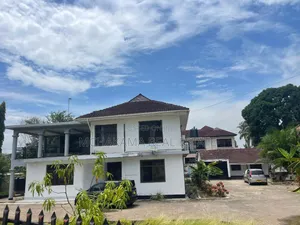 5bdrm Block of Flats in Mchakama Real Estate, Mikocheni for sale