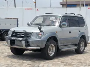 Toyota Land Cruiser Prado 2.7 16V 3dr 1998 Silver