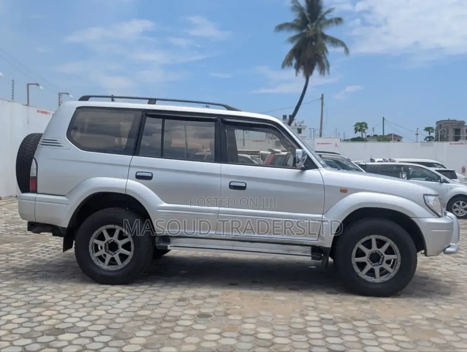 Toyota Land Cruiser Prado 4.0 Petrol GX-R 2002 White