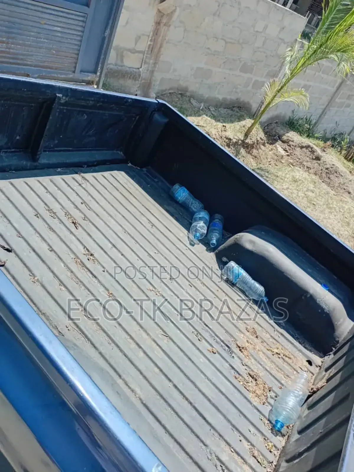 Toyota Hilux 1989 Blue