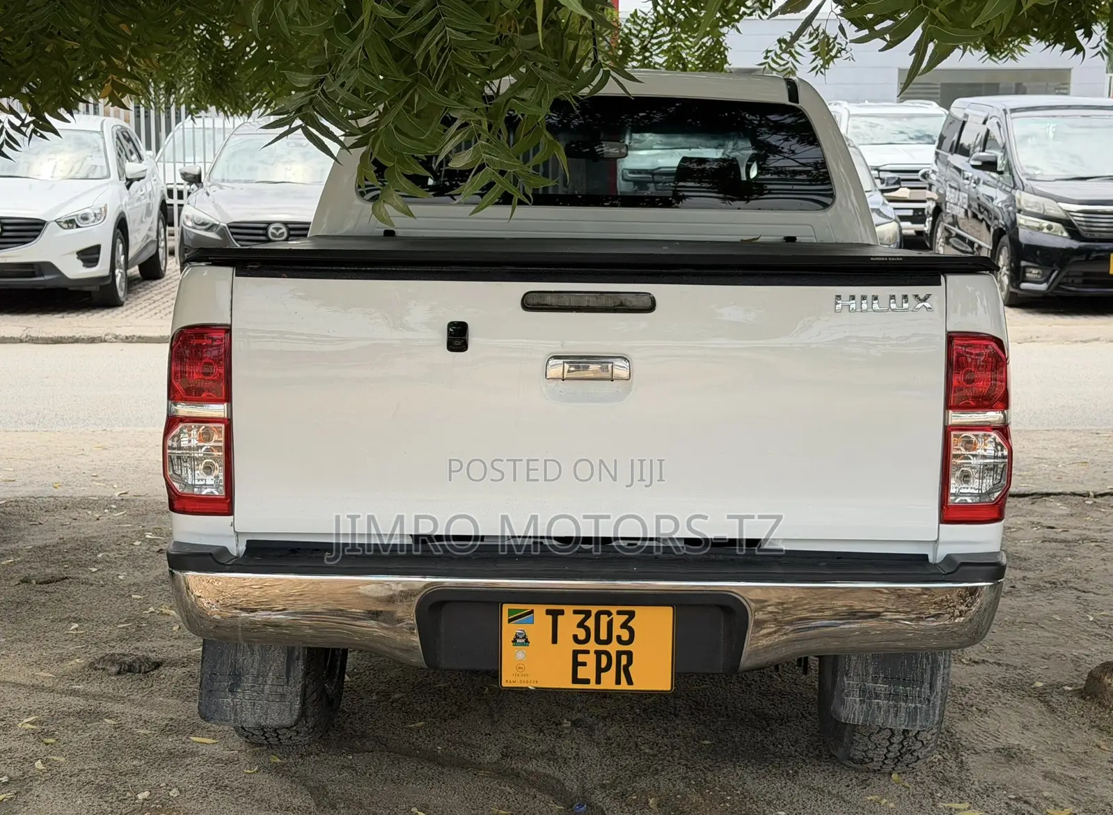 Toyota Hilux 2015 White