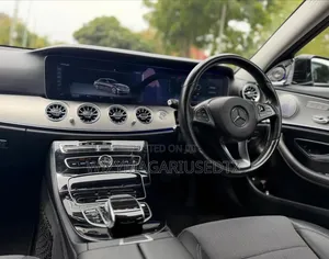 Mercedes-Benz E200 2021 Matt Black
