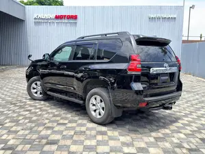 Toyota Land Cruiser Prado 2.8 2022 Black