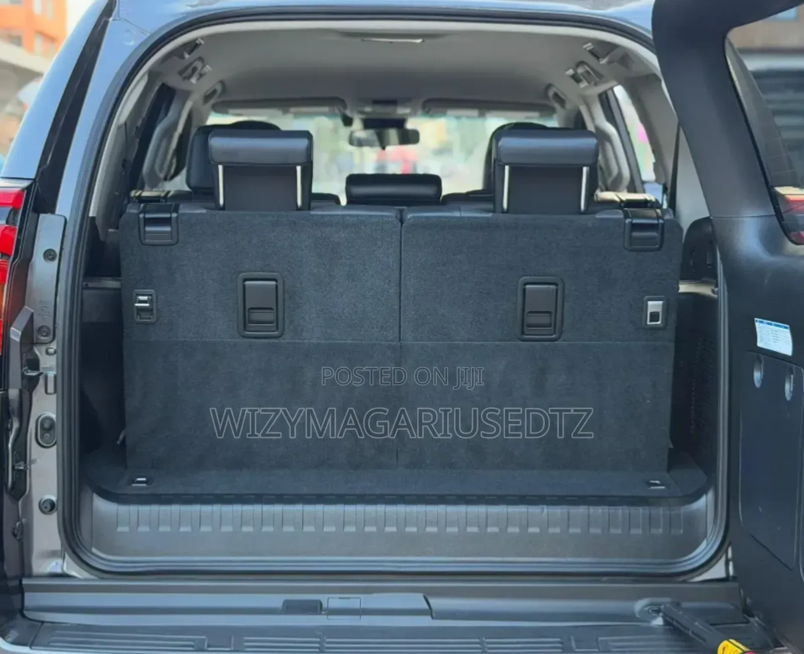 Toyota Land Cruiser Prado 2.8 2022 Burgundy