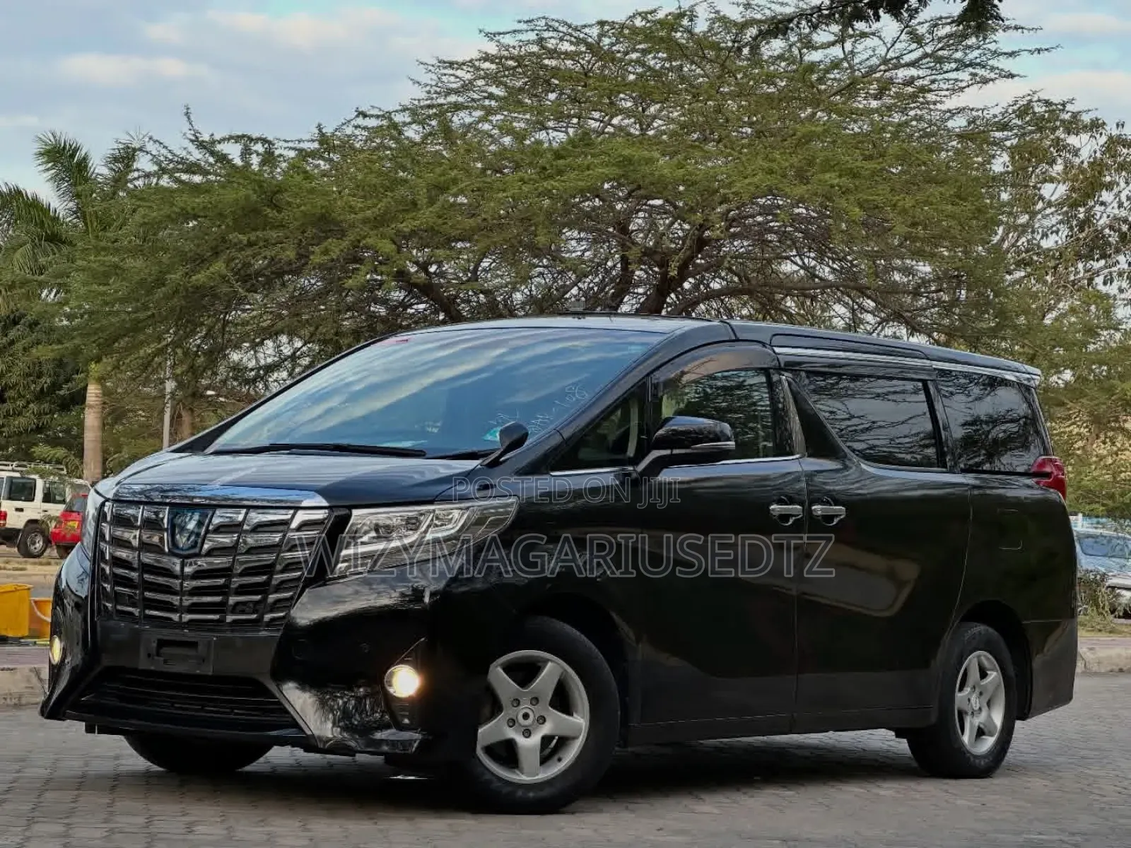 Toyota Alphard 2017 Purple