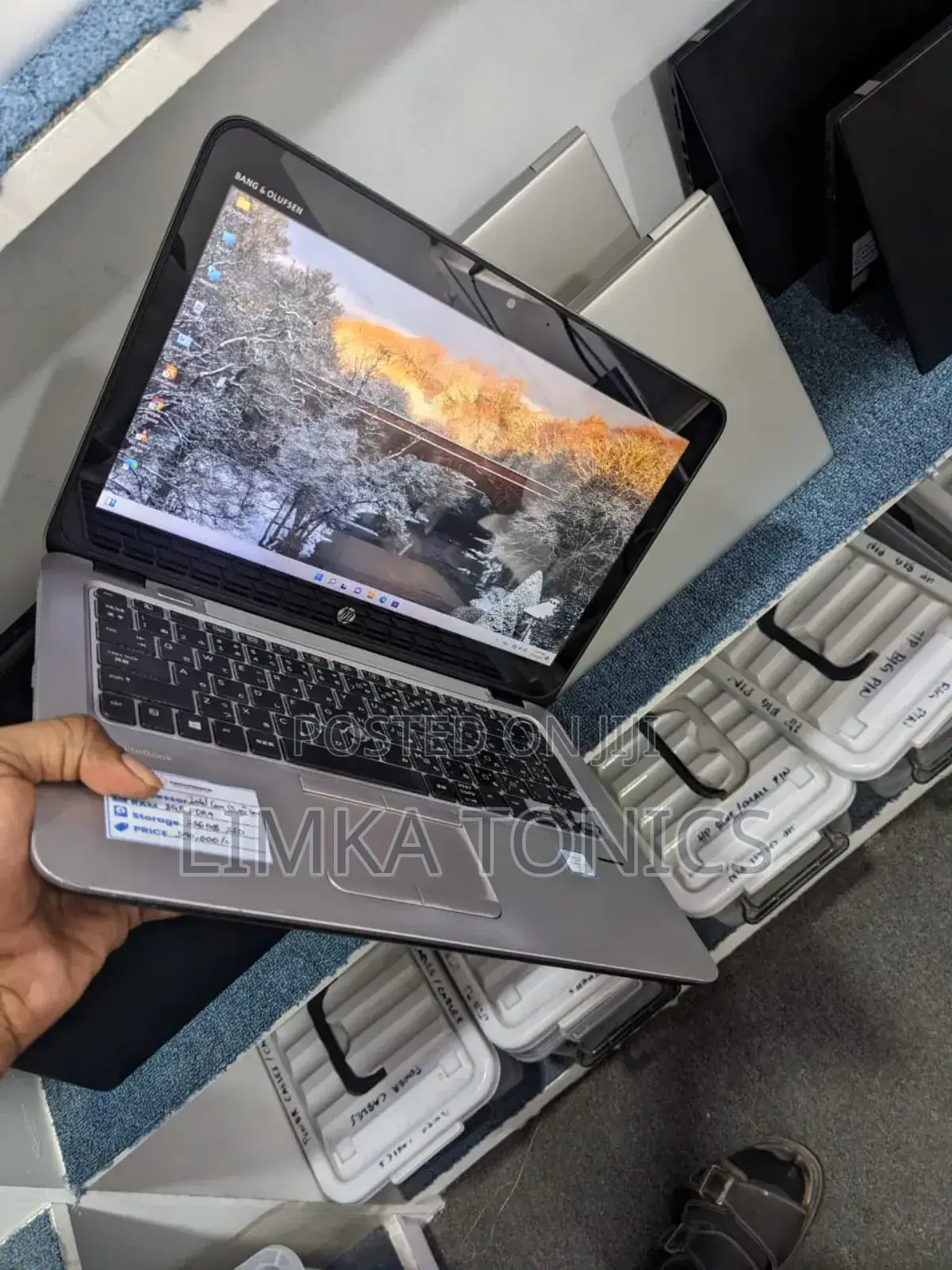 New Laptop HP EliteBook 820 G3 8GB Intel Core I5 SSD 256GB