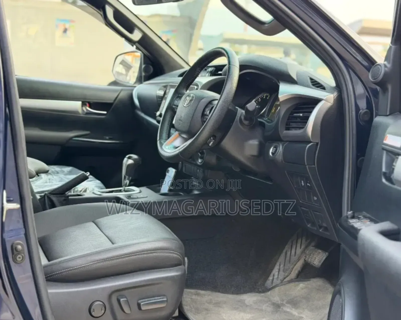 Toyota Hilux Revo Double Cab Deisel 2.8 AWD 2021 Purple