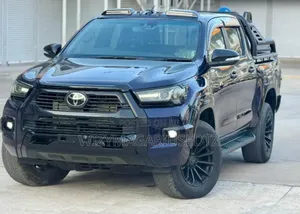 Toyota Hilux Revo Double Cab Deisel 2.8 AWD 2021 Purple