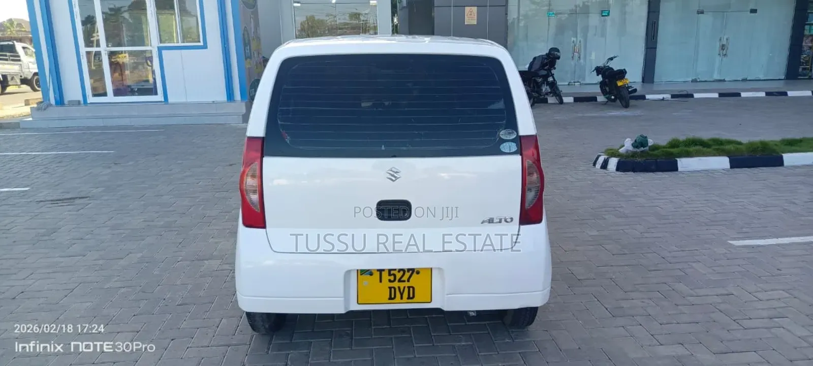 Suzuki Alto 2006 White