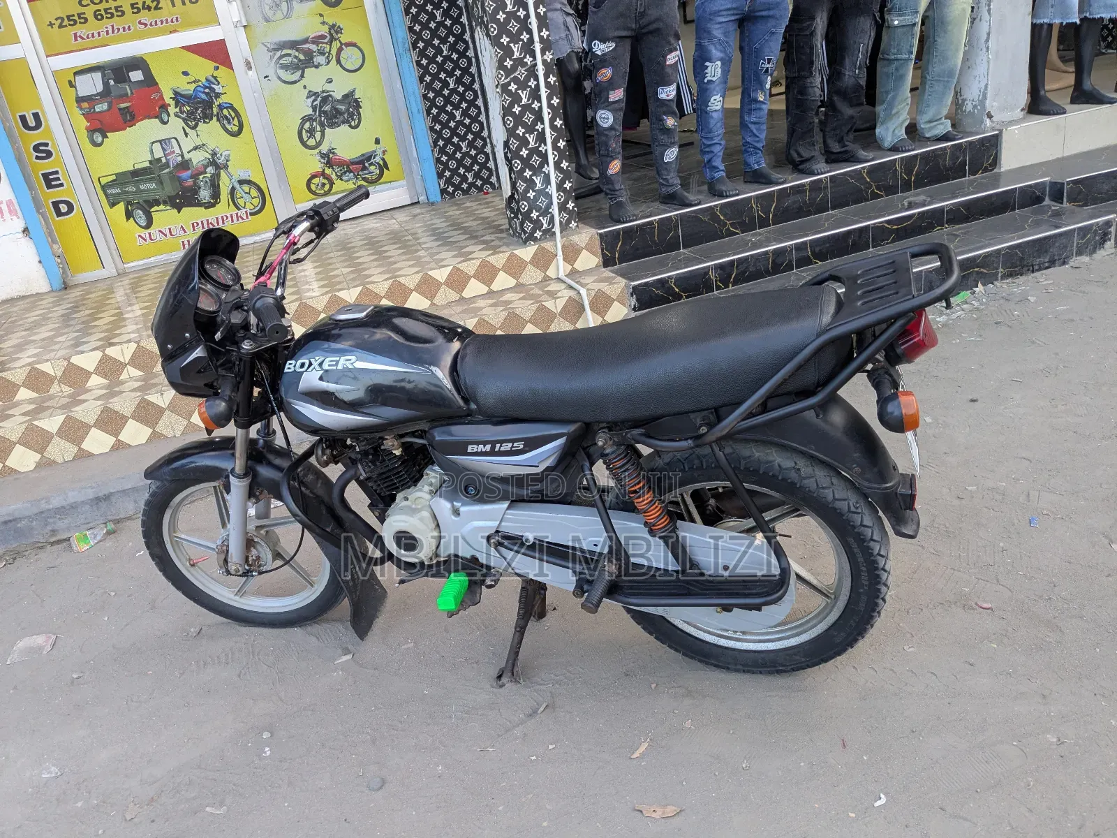Bajaj Boxer 125 2024 Black