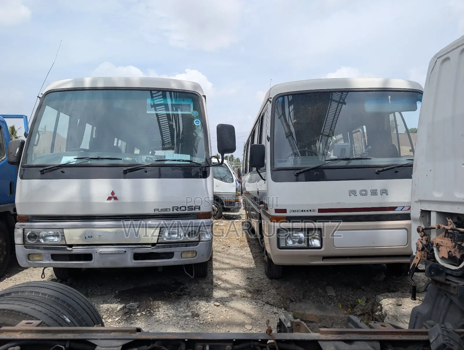 Mitsubishi Fuso Rosa 1998 Grey