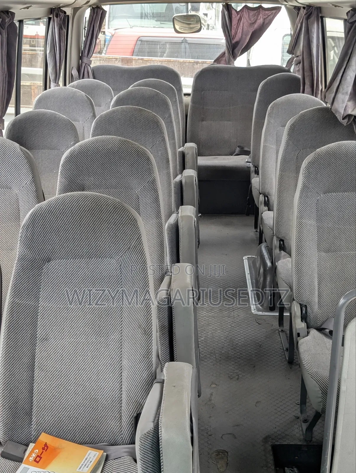 Mitsubishi Fuso Rosa 1998 Grey