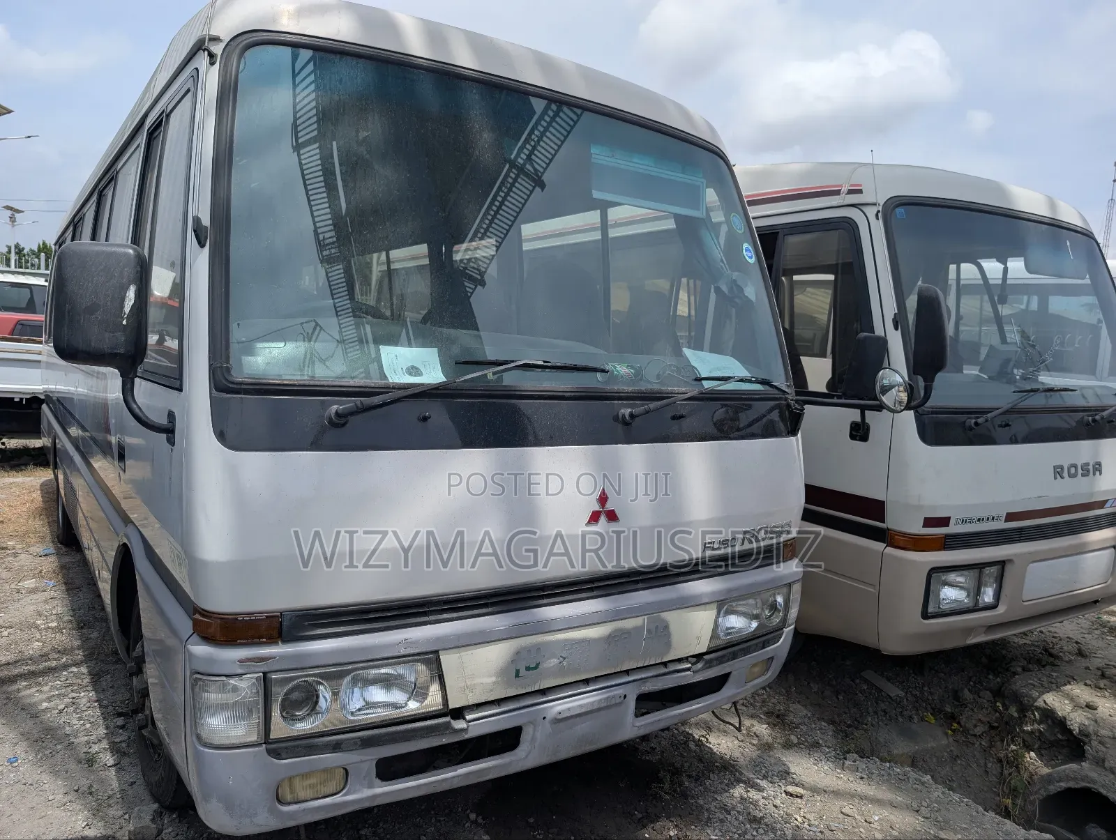 Mitsubishi Fuso Rosa 1998 Grey
