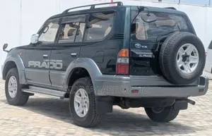 Toyota Land Cruiser Prado 1999 Gray