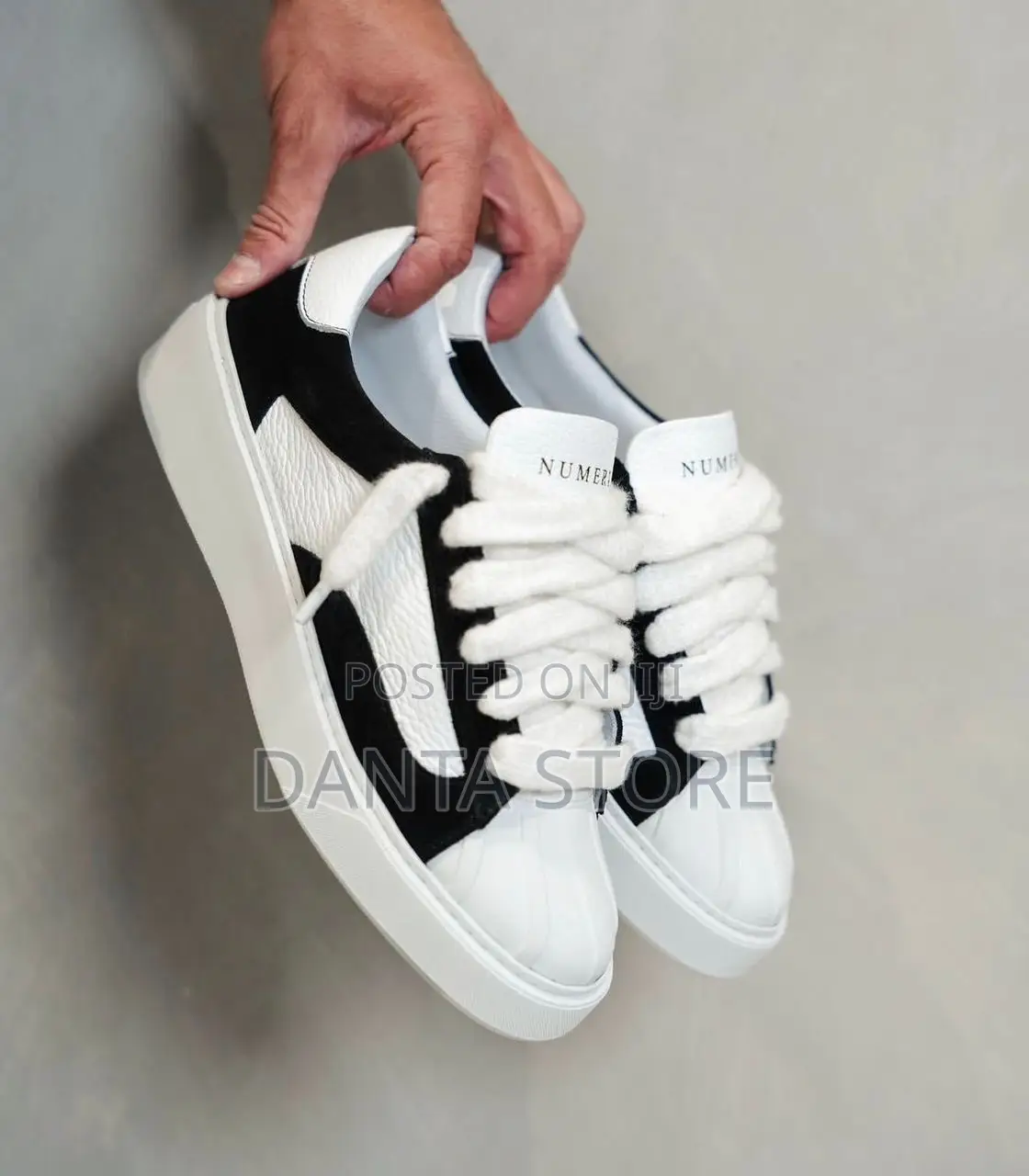 Numeris Eclipse Nero Sneakers