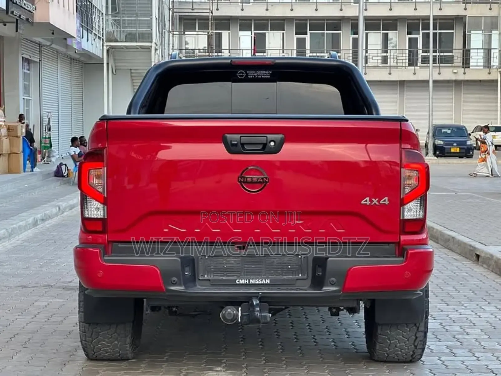 Nissan Navara 2024 Red